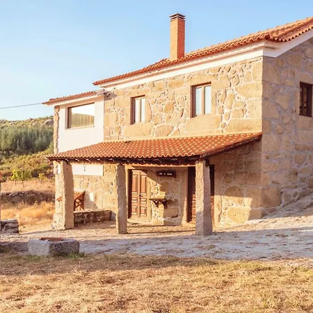 2 Bedrooms House With Furnished Terrace And Wifi At 2 Km Away From The Fornos de Algodres